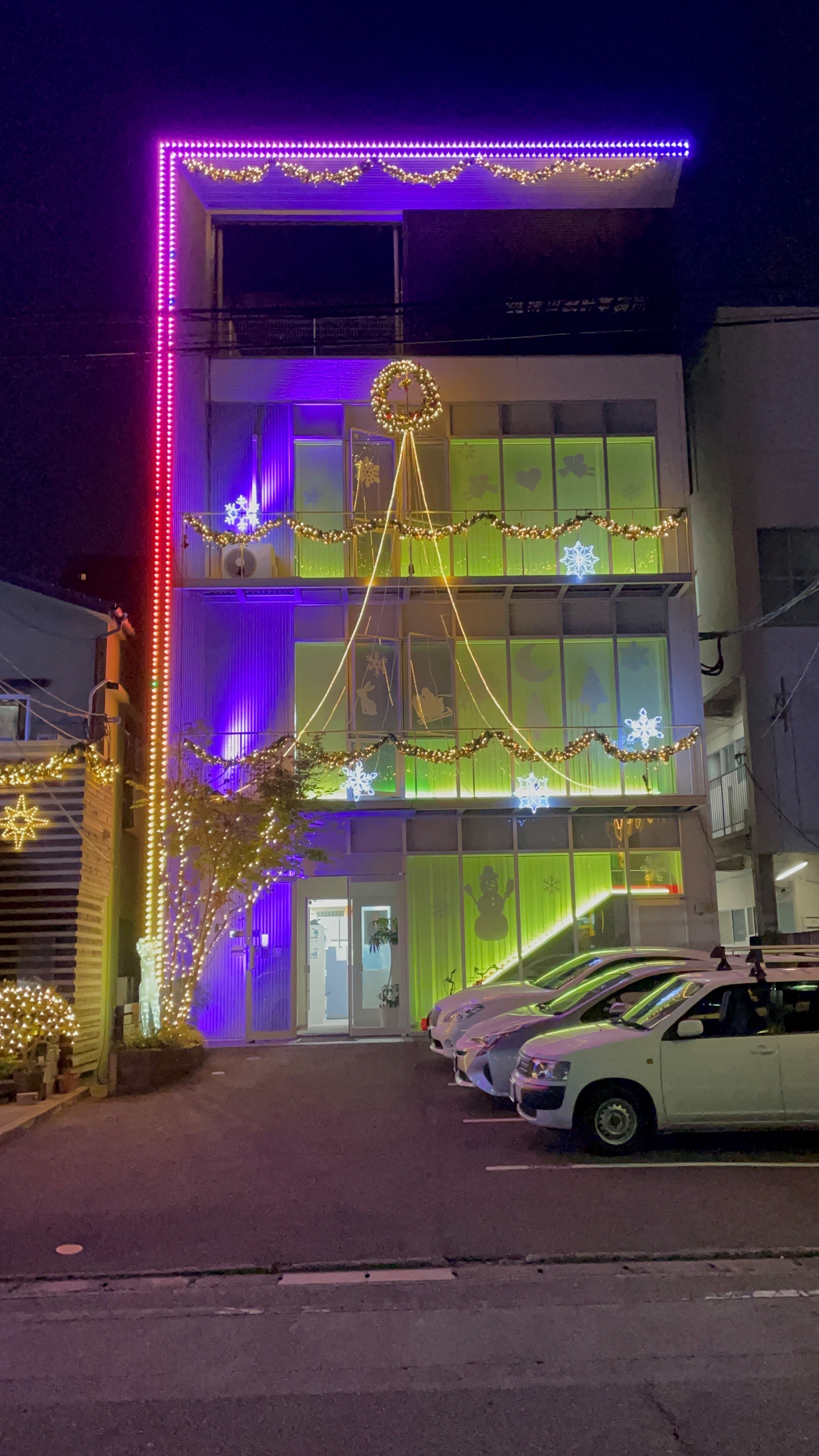 今年もこの季節が…☆イルミネーション始めました☆